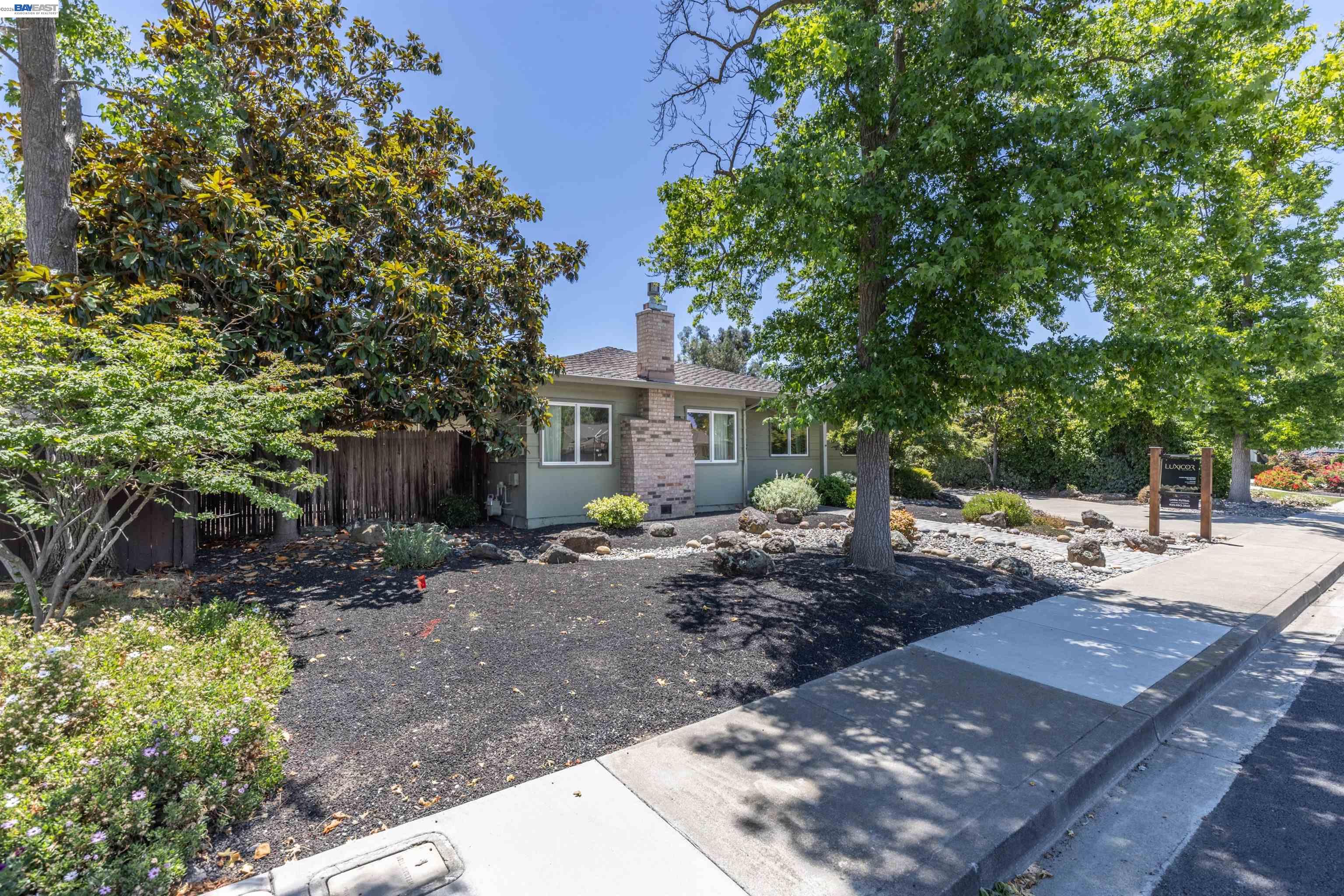 4329 Guilford Ave