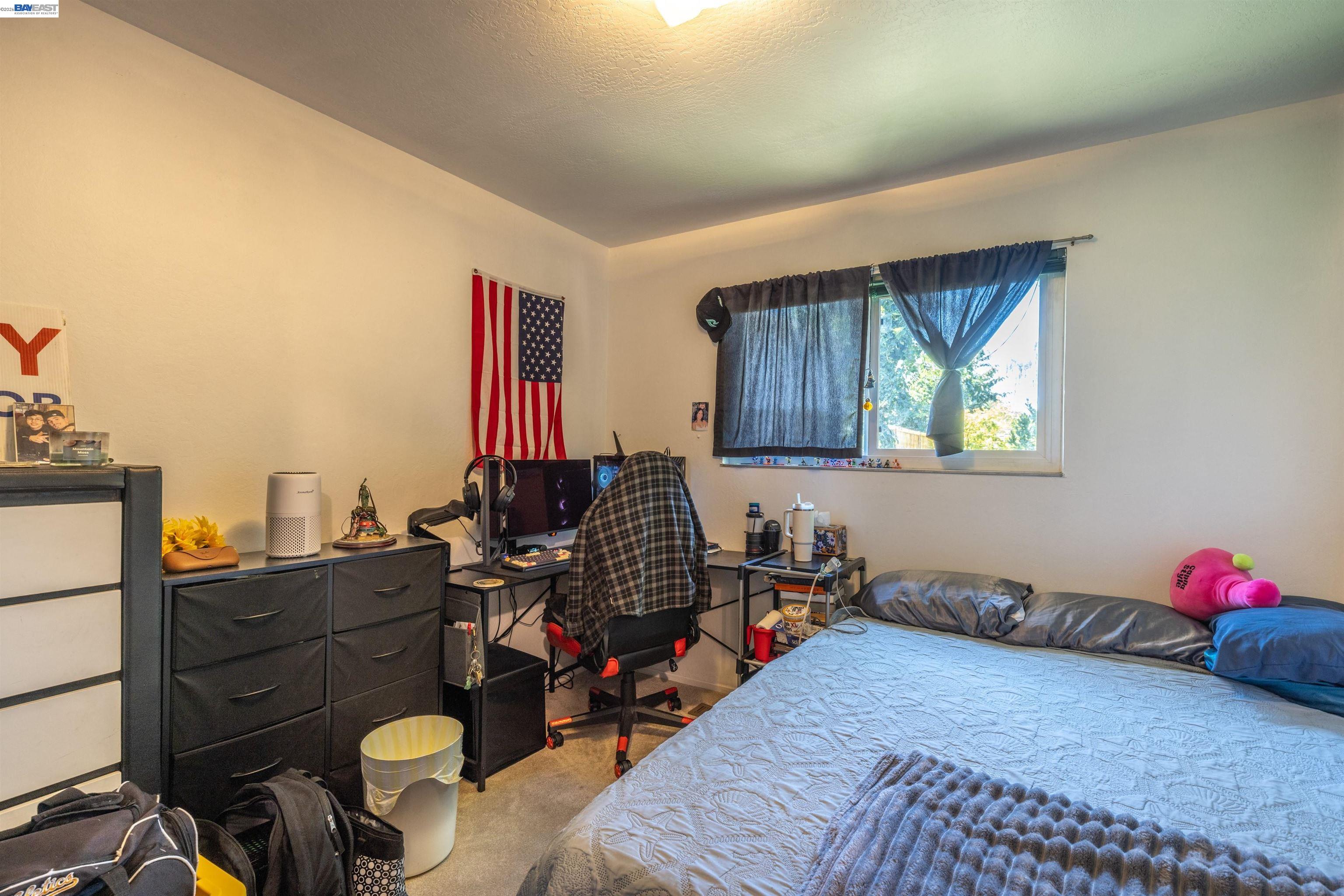 5252 Norma Way