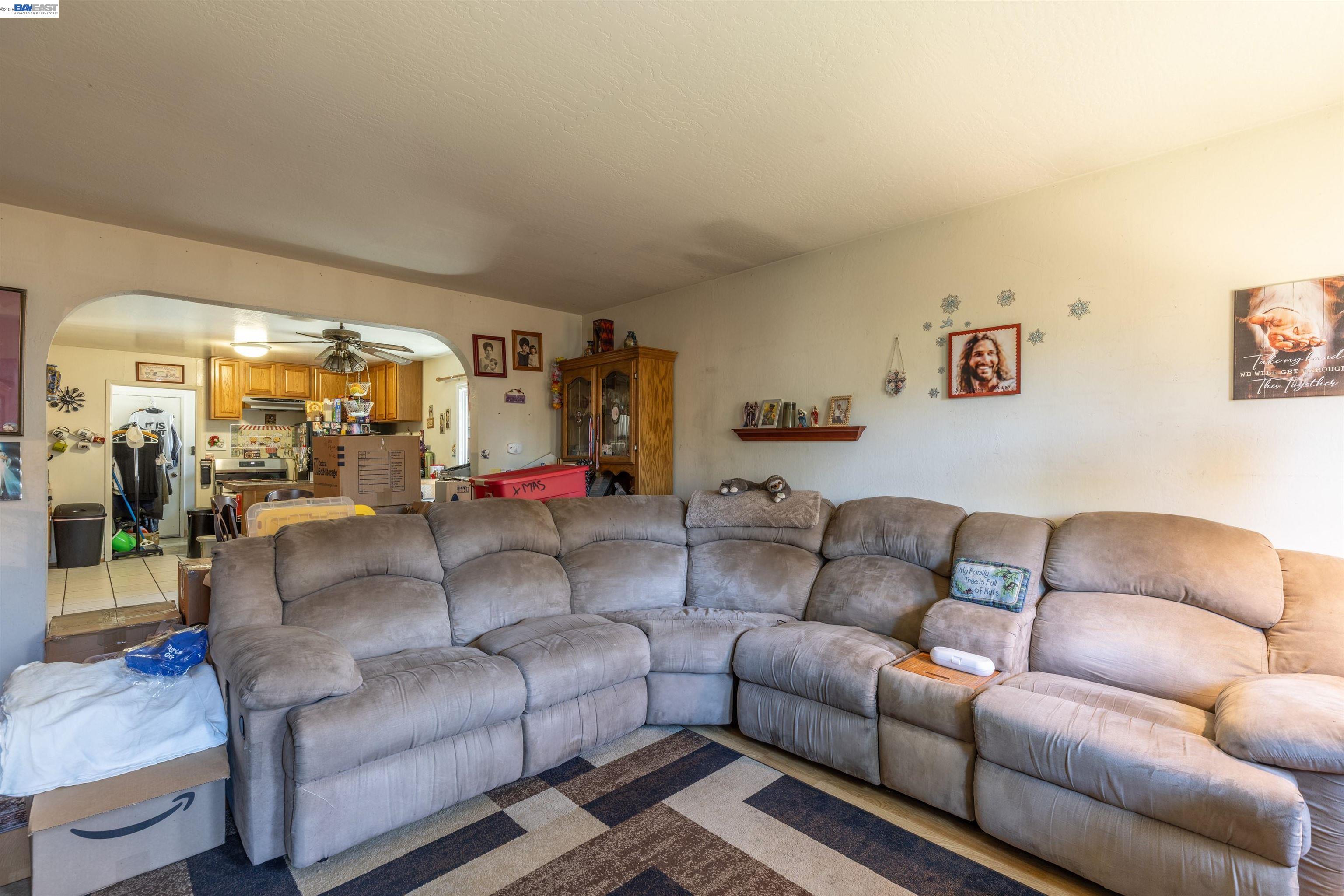 5252 Norma Way
