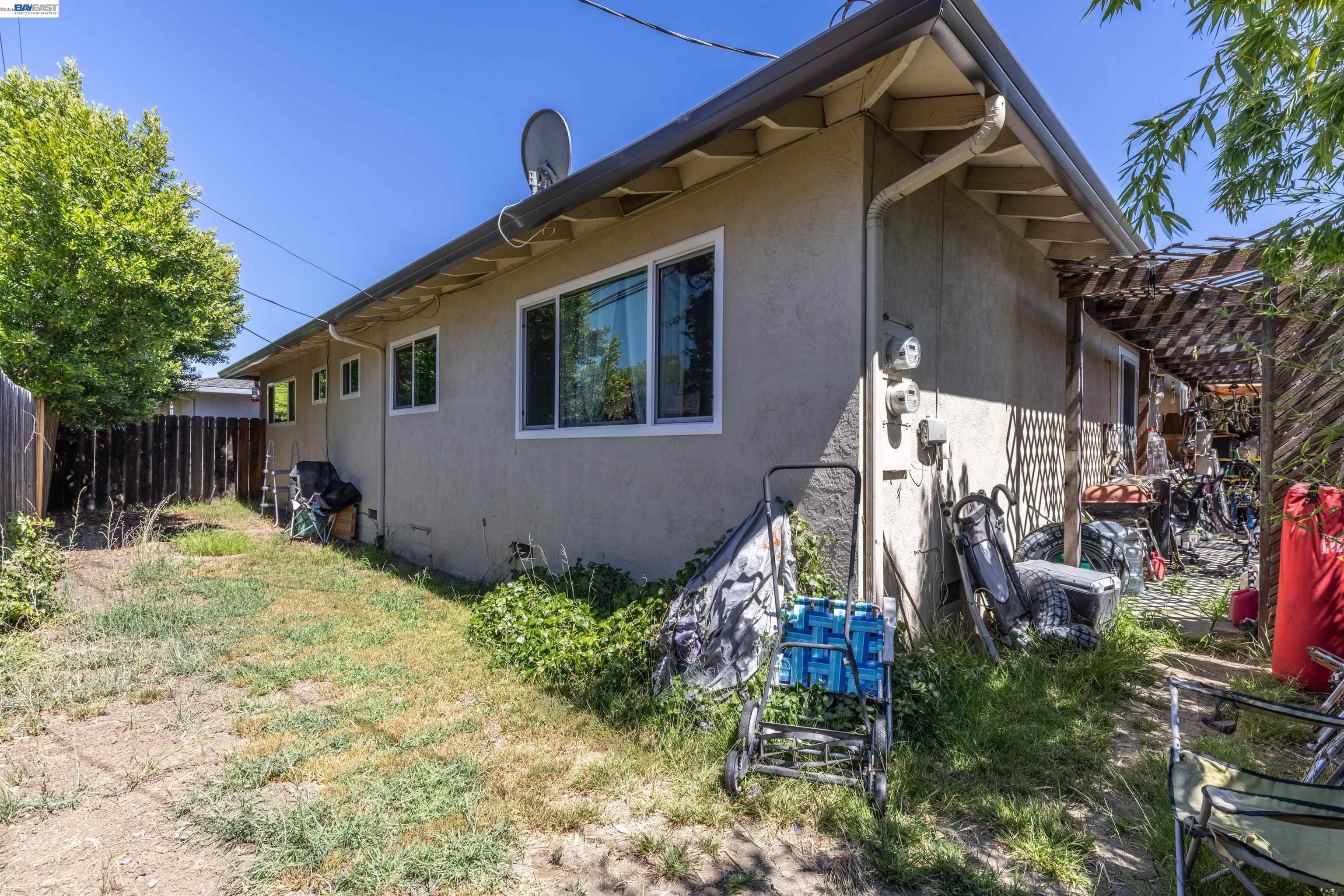 5252 Norma Way
