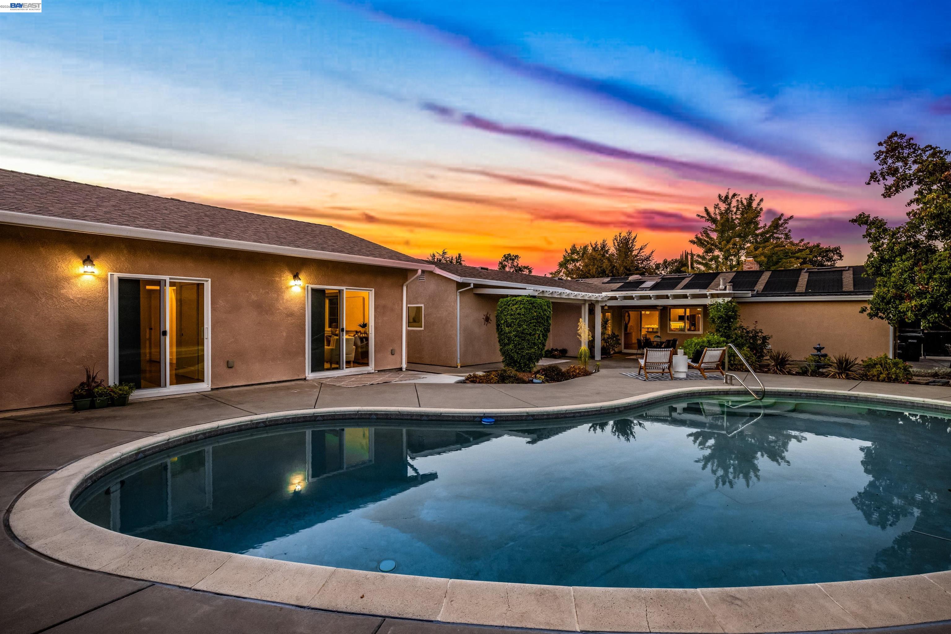 749 Orion Way