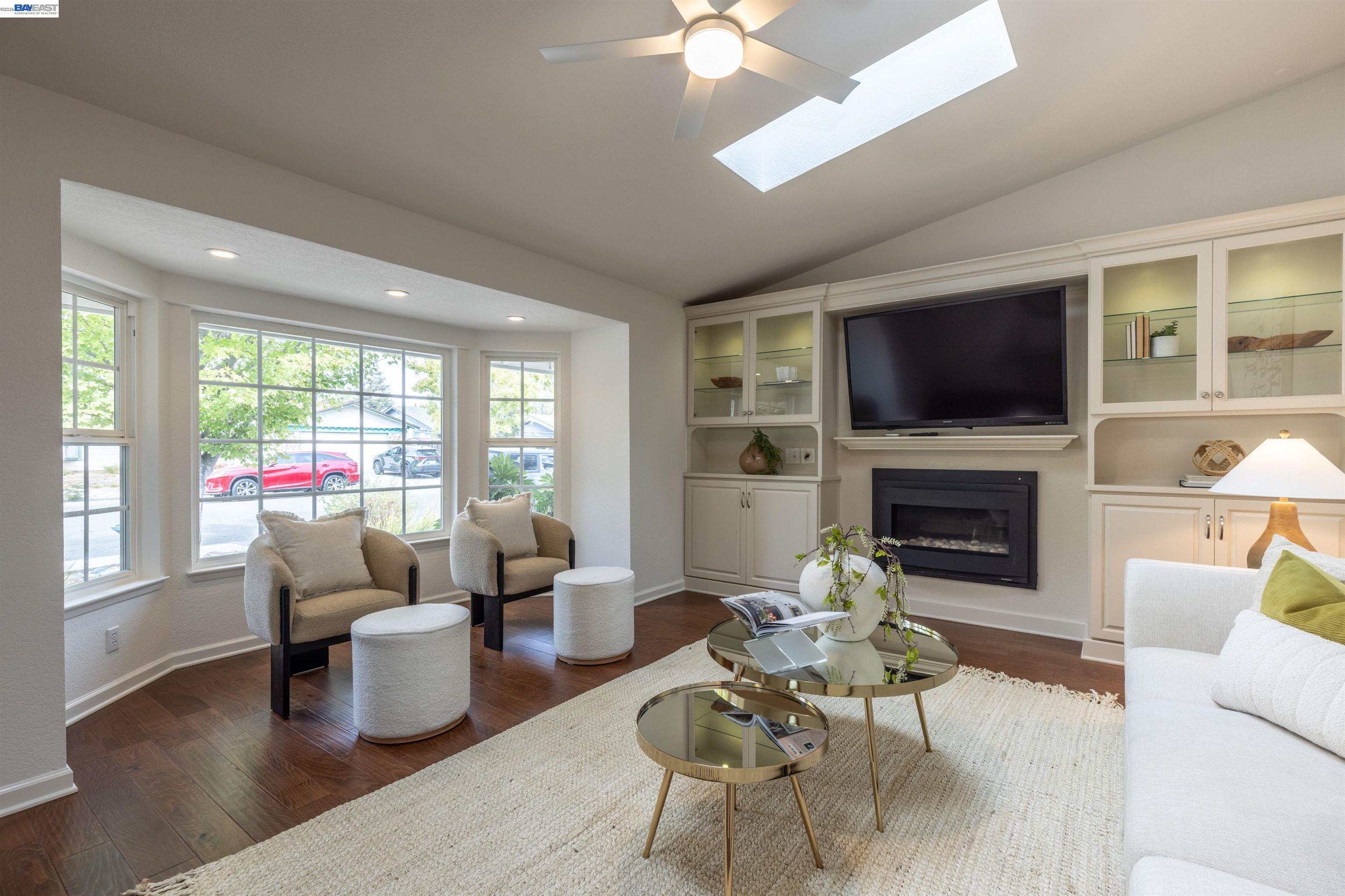749 Orion Way