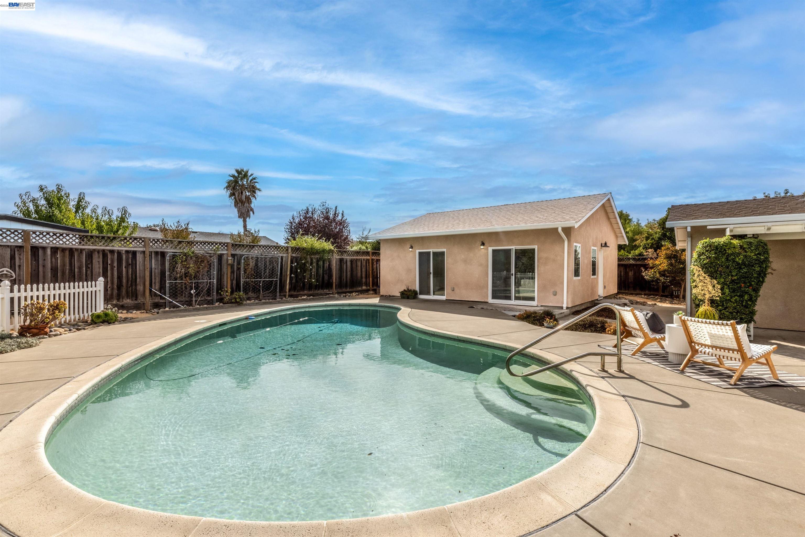 749 Orion Way