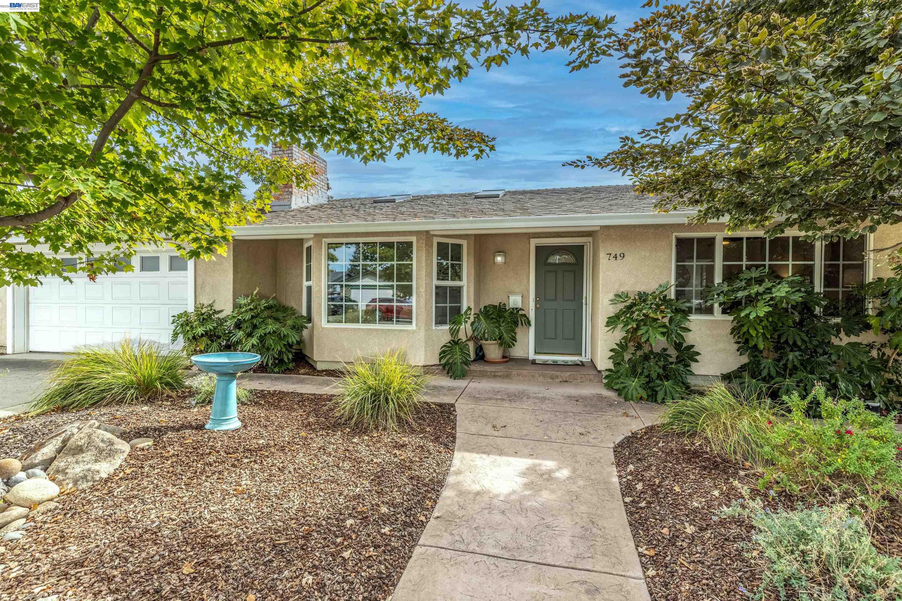 749 Orion Way