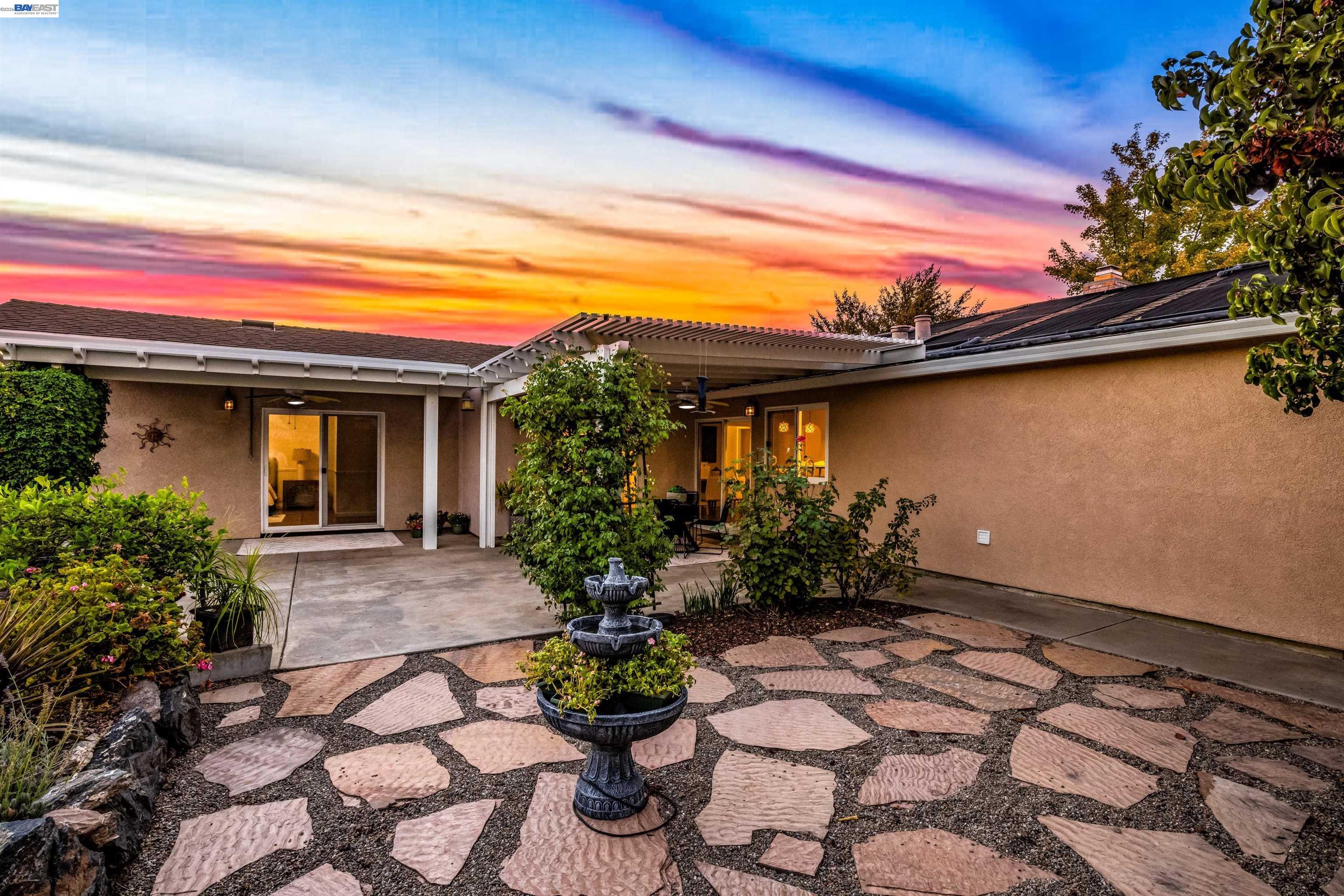 749 Orion Way