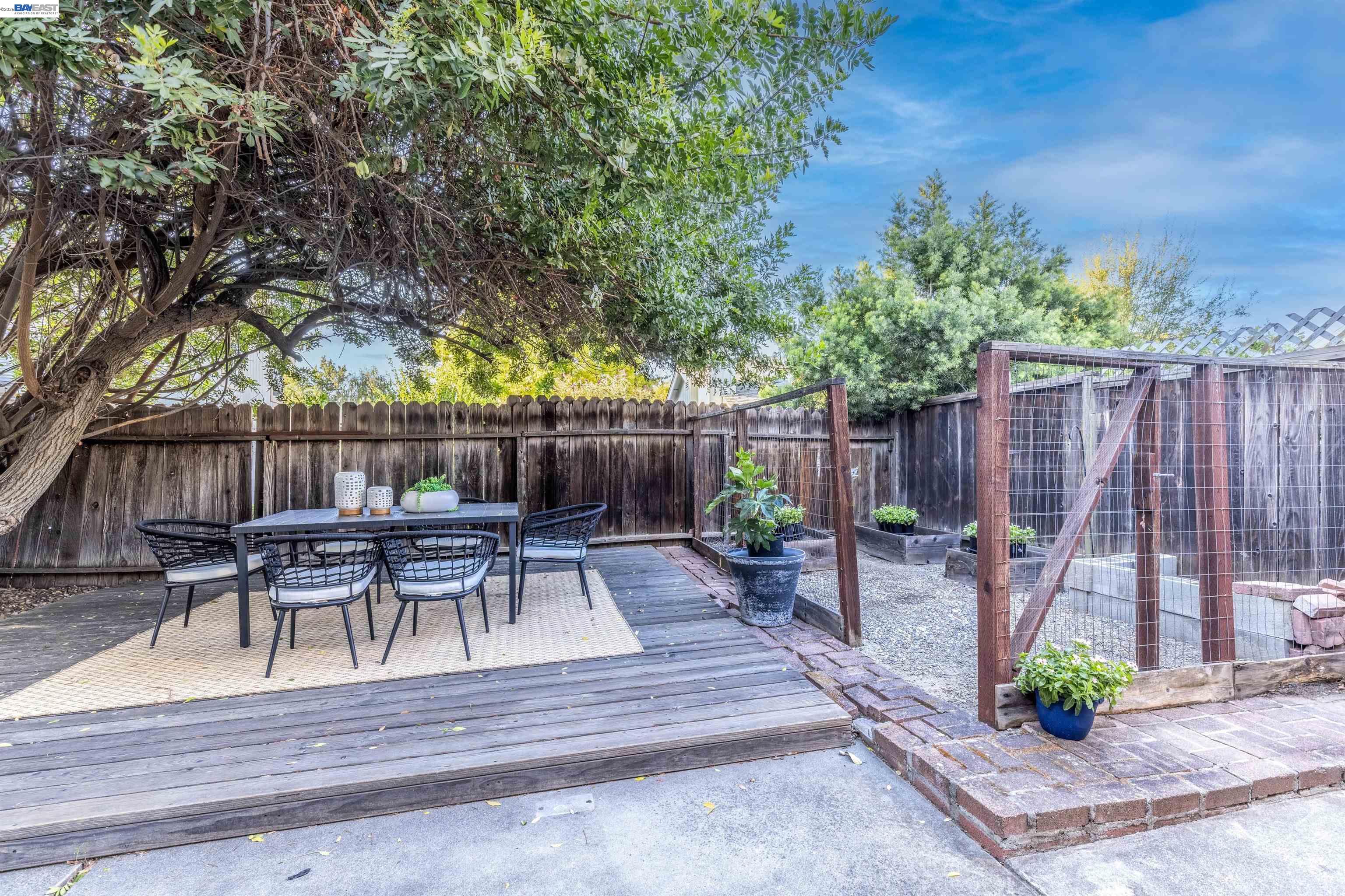 5416 Moonflower Way