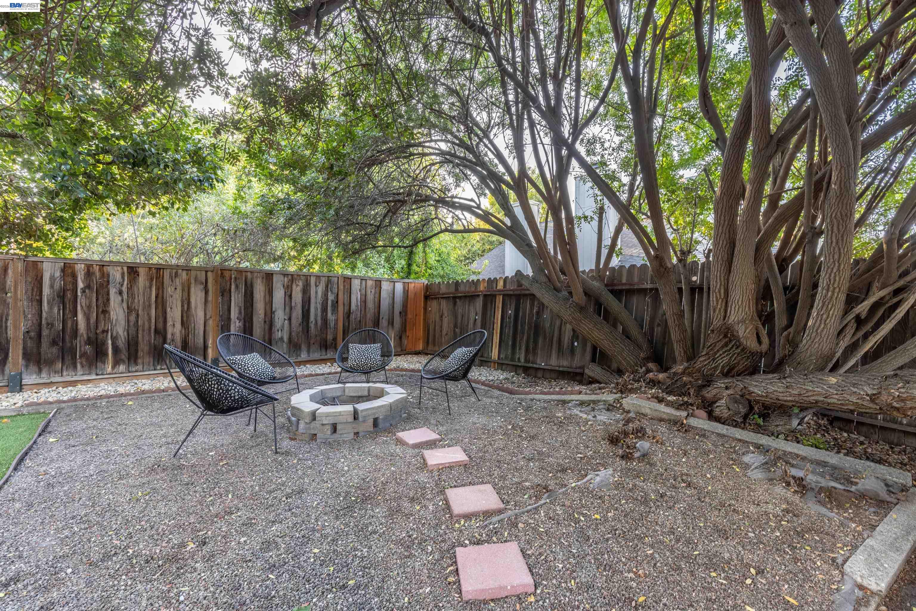 5416 Moonflower Way