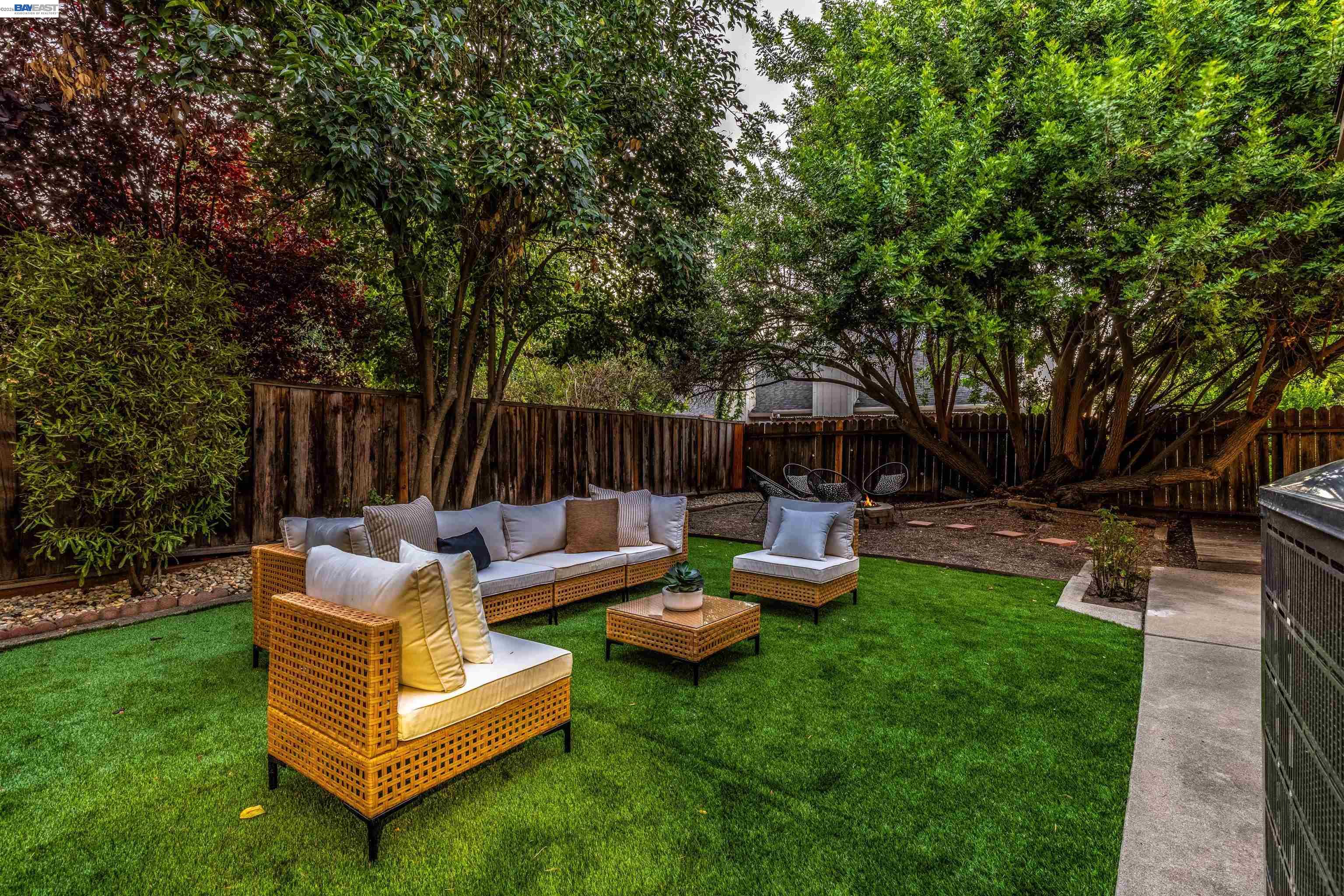 5416 Moonflower Way