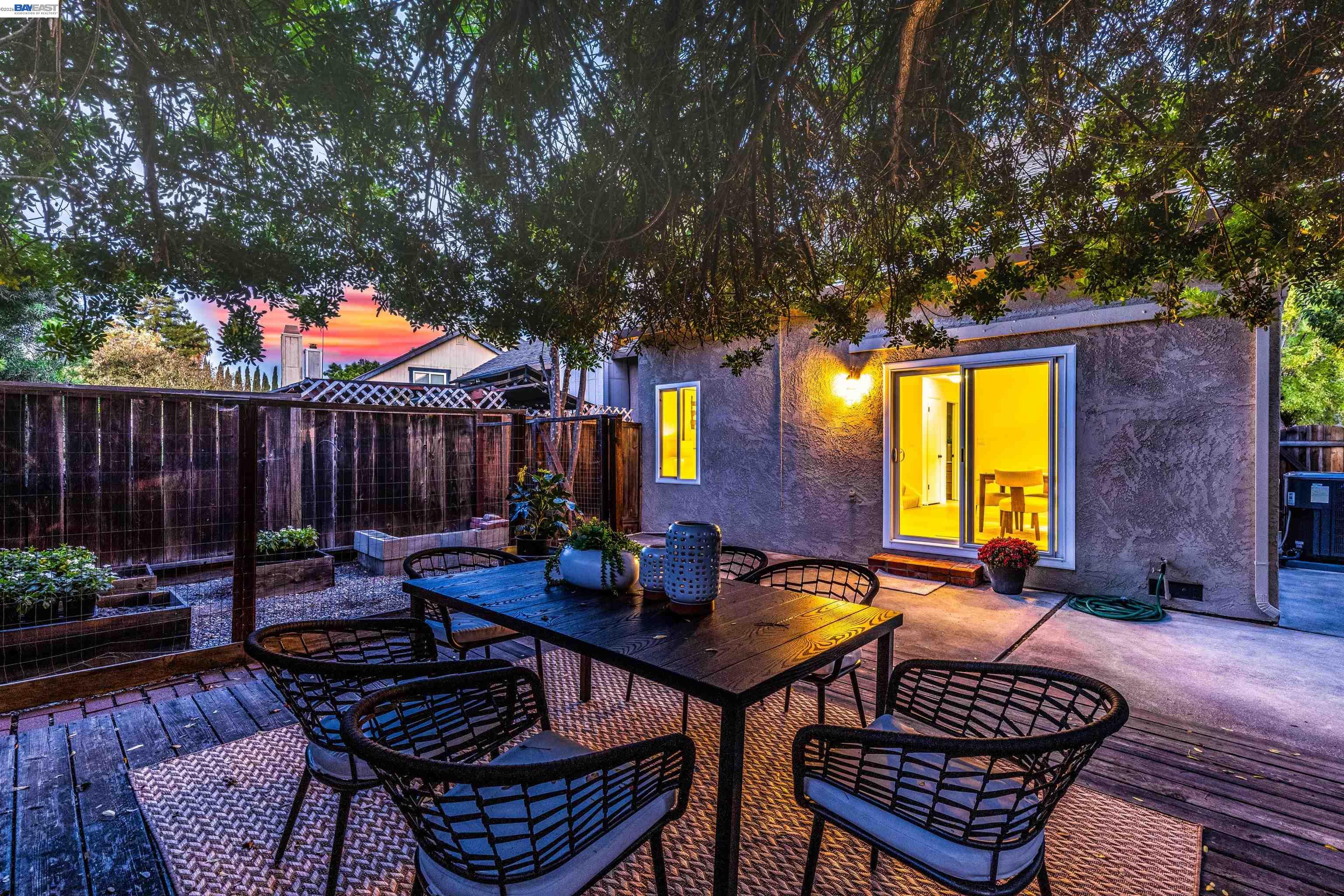 5416 Moonflower Way