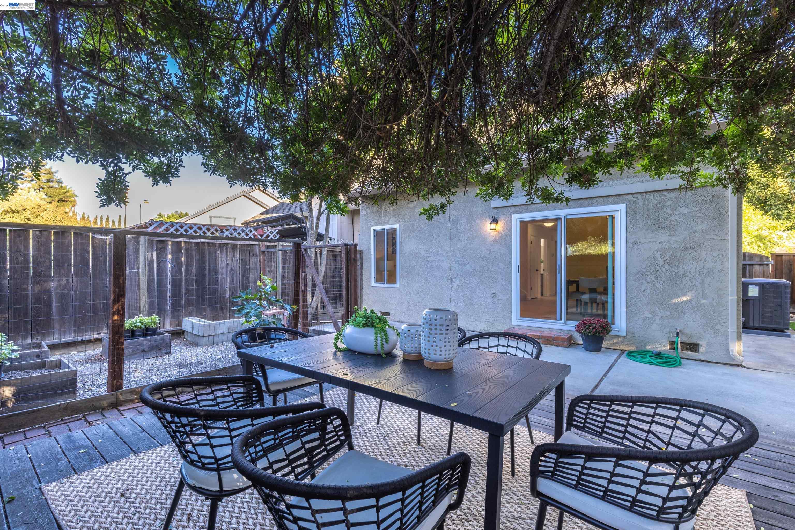 5416 Moonflower Way