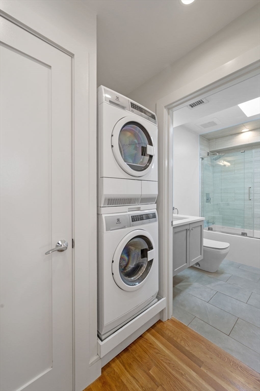 214 Marginal St # 2