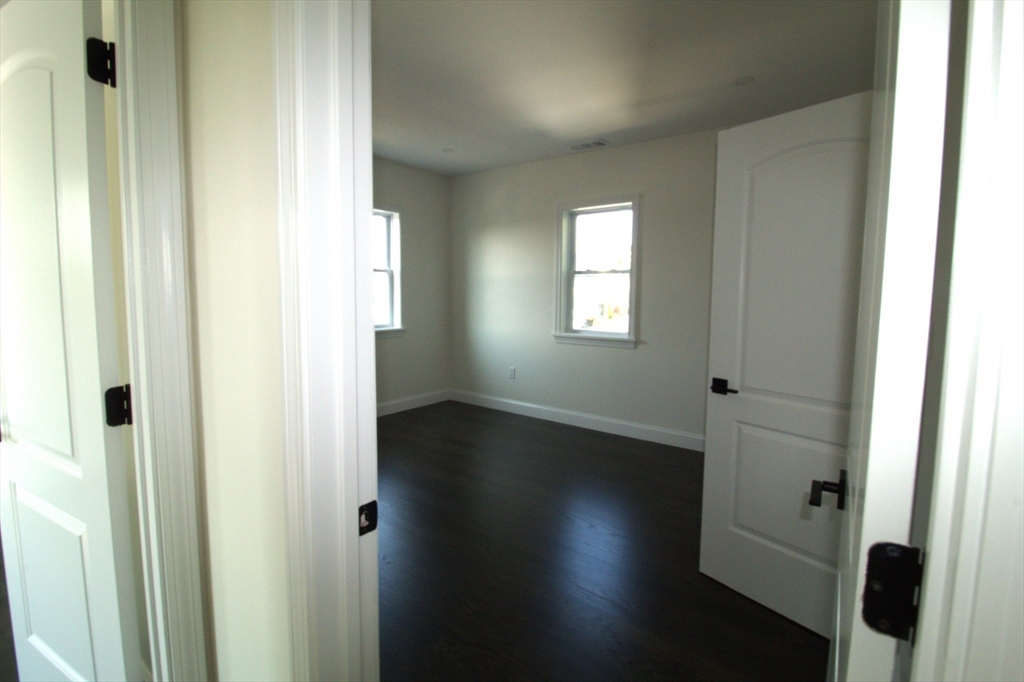 57 Windsor St