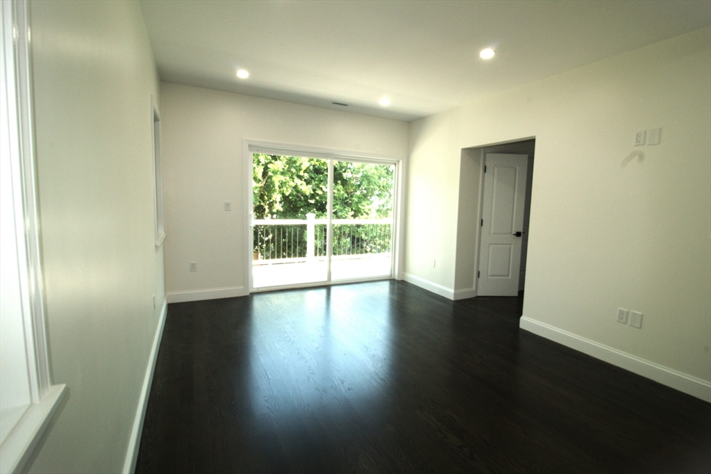 57 Windsor St