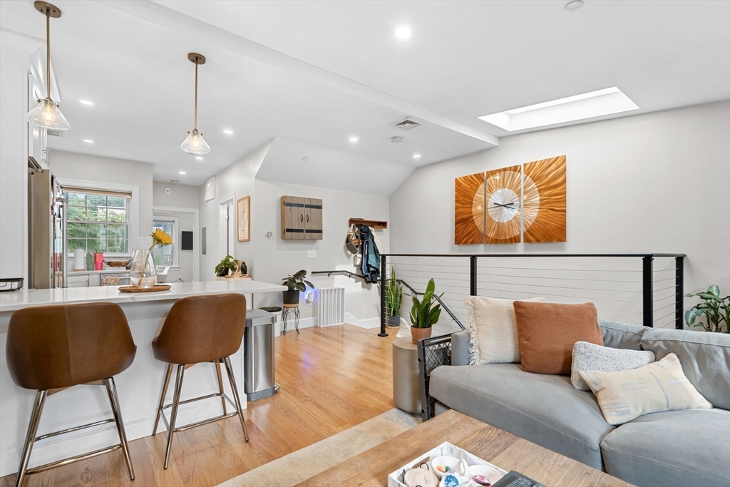 50 L St # 6