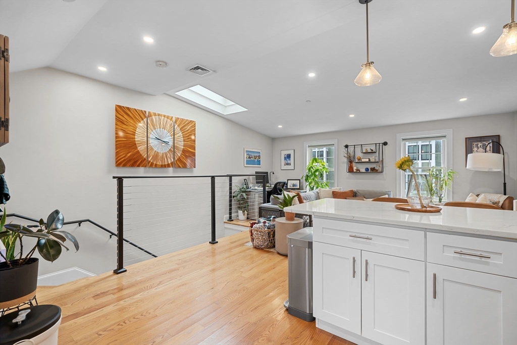50 L St # 6