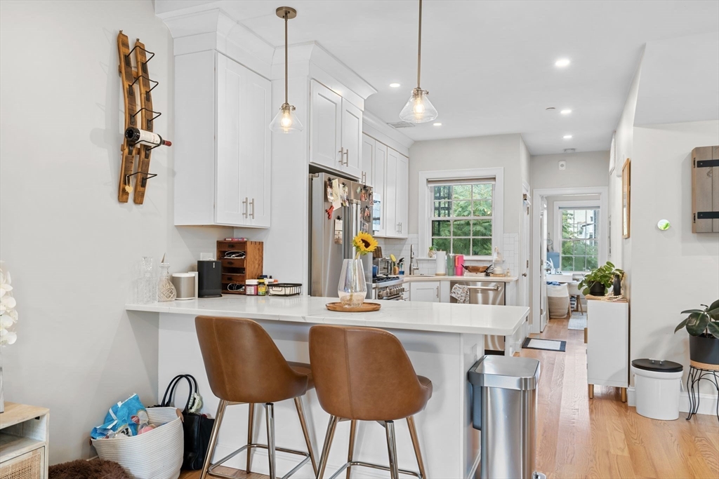 50 L St # 6