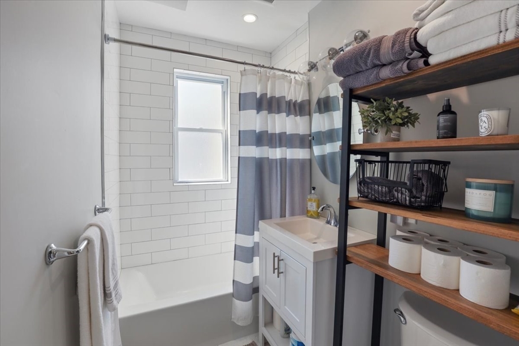 461 Ashmont # 3