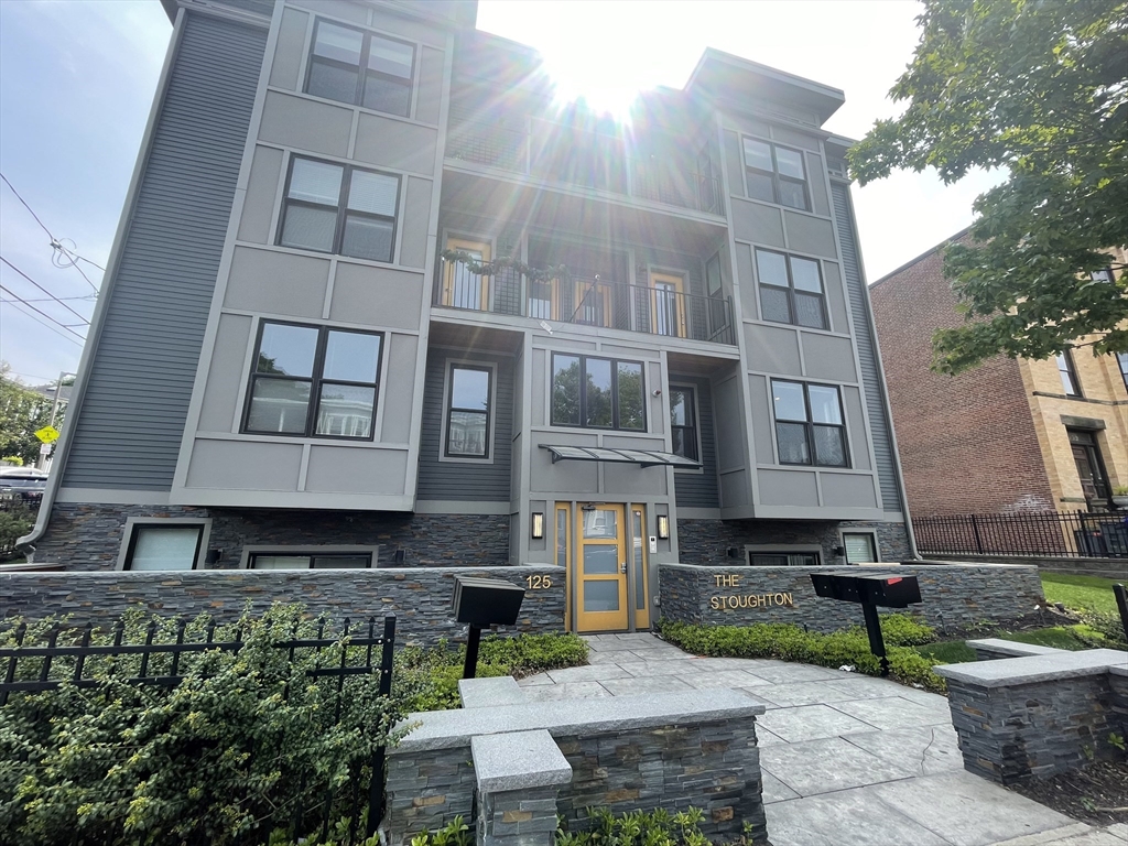 125 Stoughton St # 5