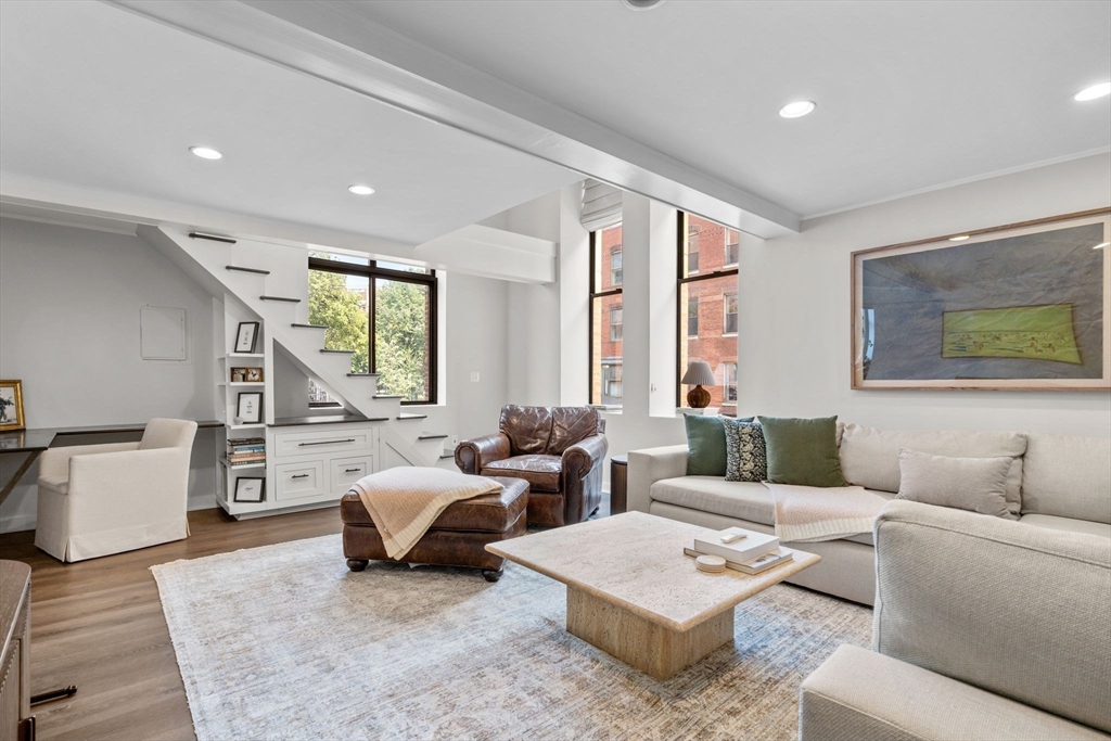 9 Appleton St # 102
