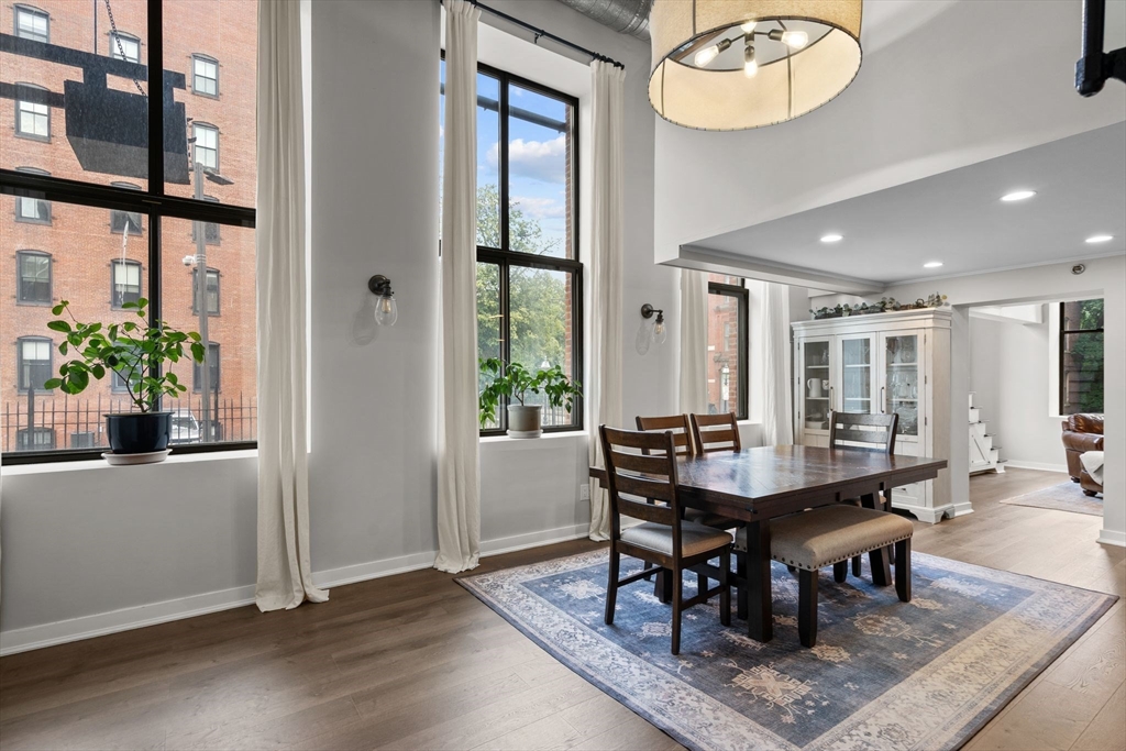 9 Appleton St # 102