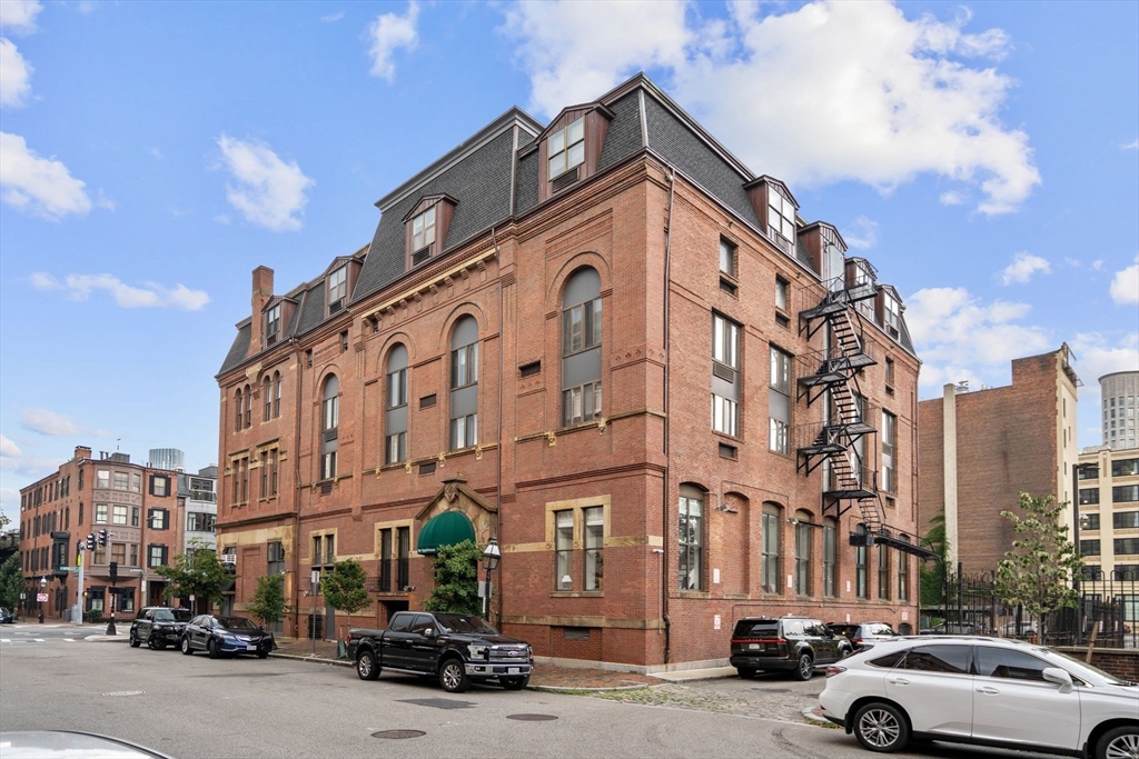 9 Appleton St # 102