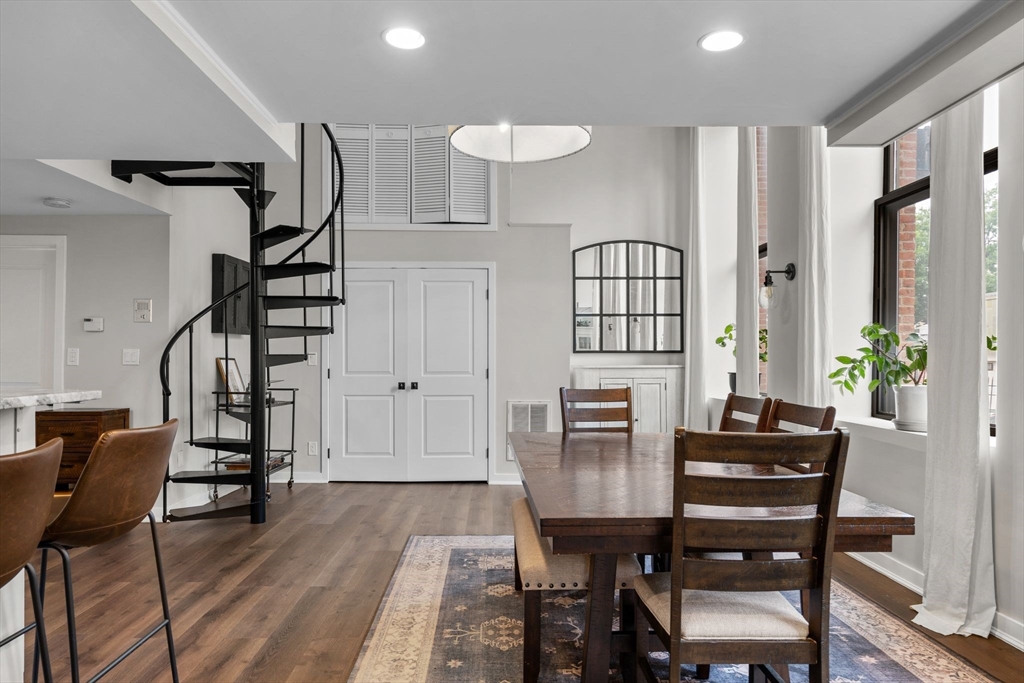 9 Appleton St # 102