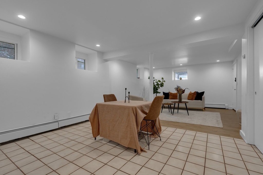 145 Chiswick Rd # 8