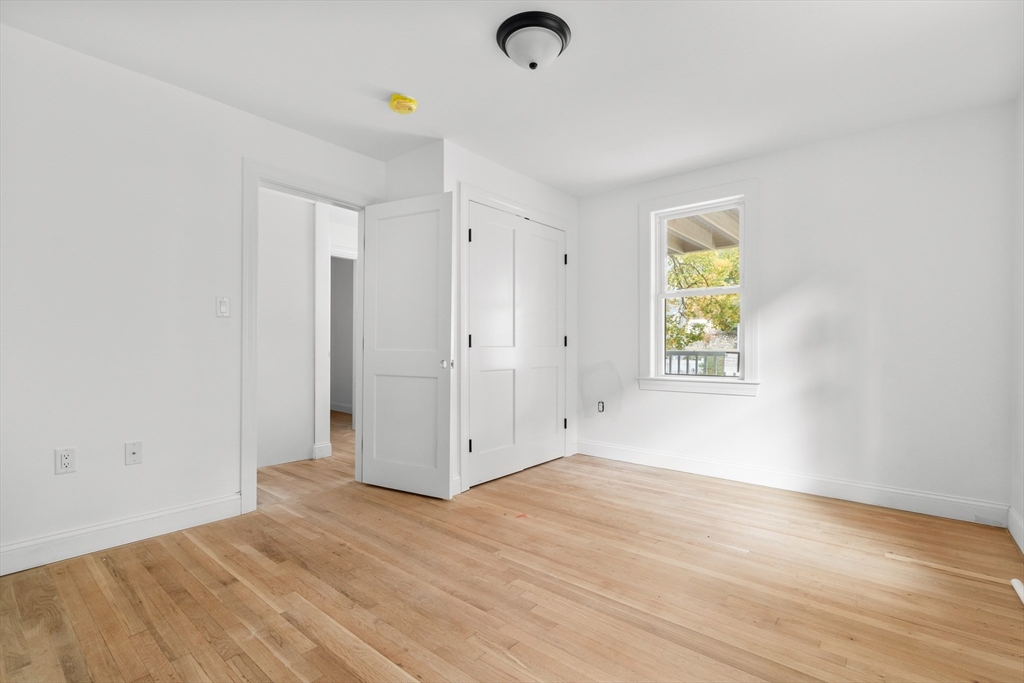 17-19 Linwood Ave # 19