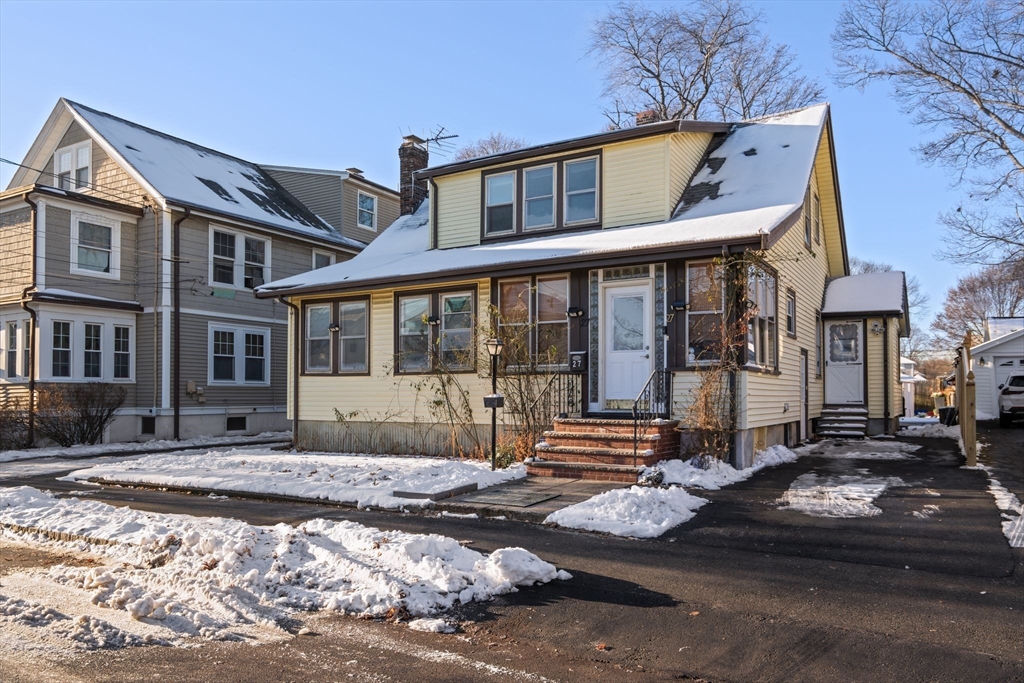 27 Taylor St