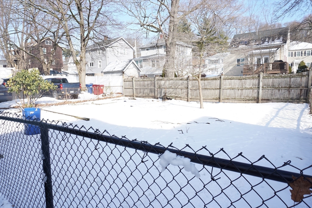 13-15 Linwood Ave