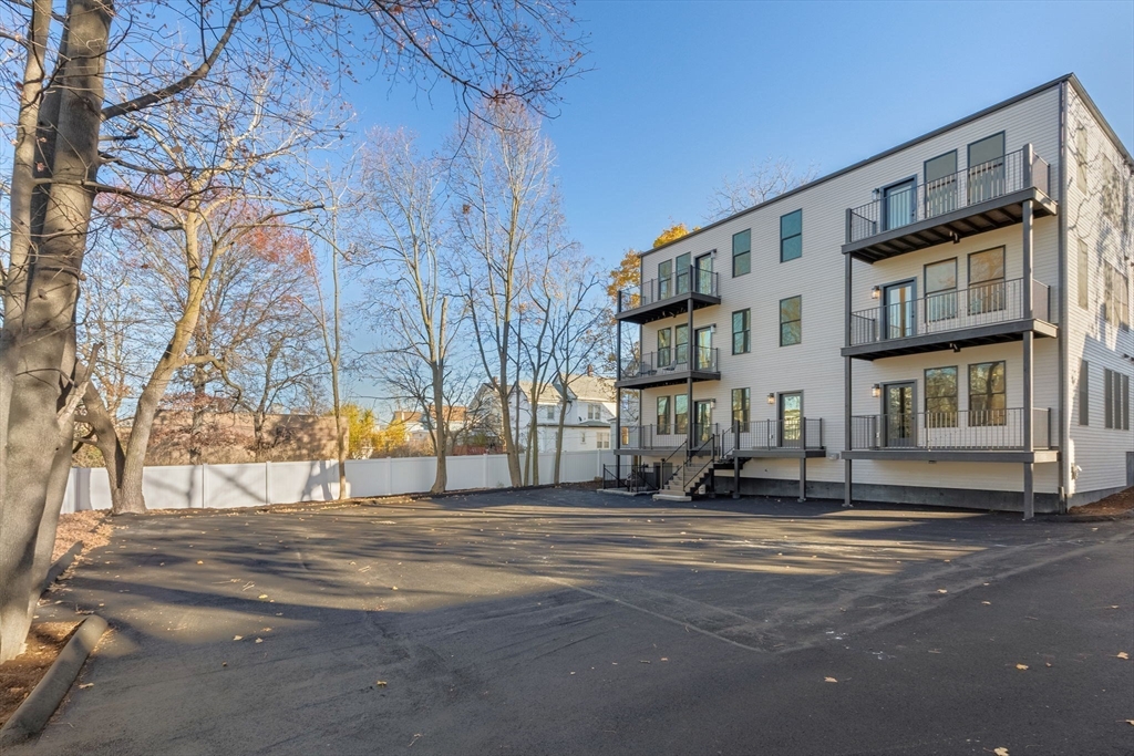 18-20 Parkman St # 1