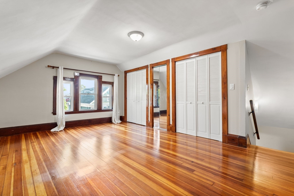 7 Whitten St # 3