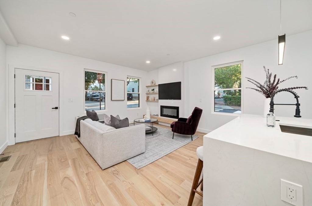 118 Spring St. # 1