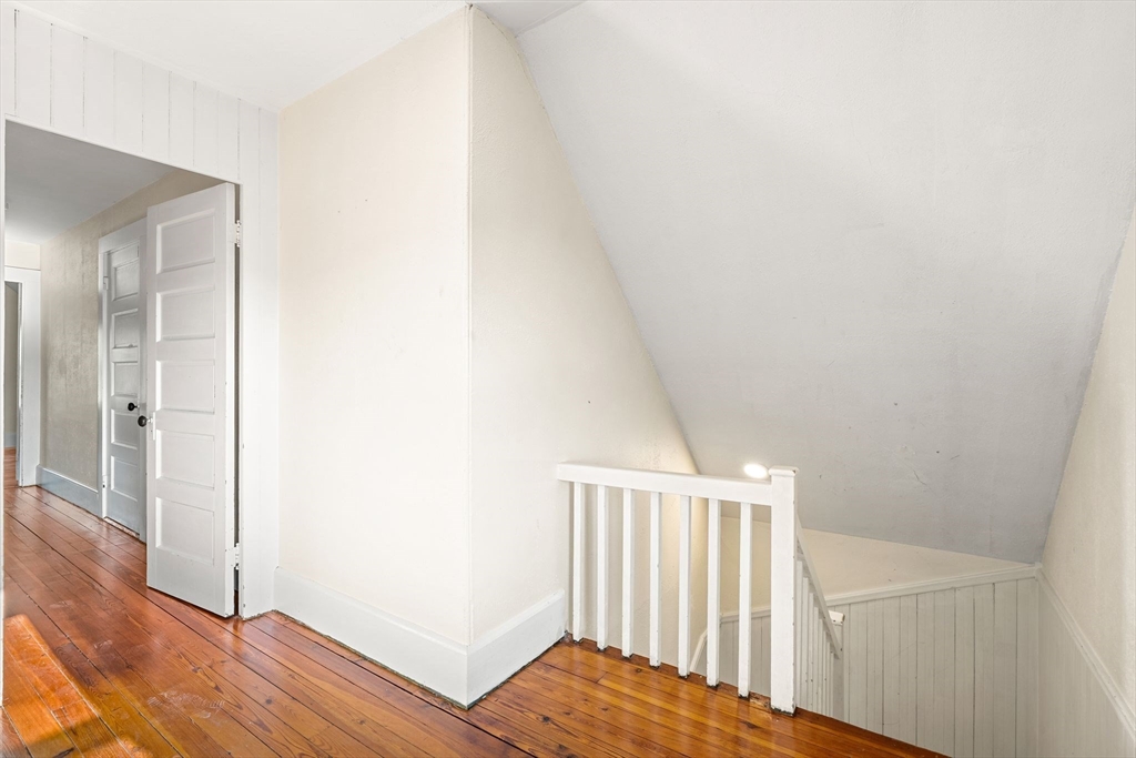 51 Sylvia St # 2