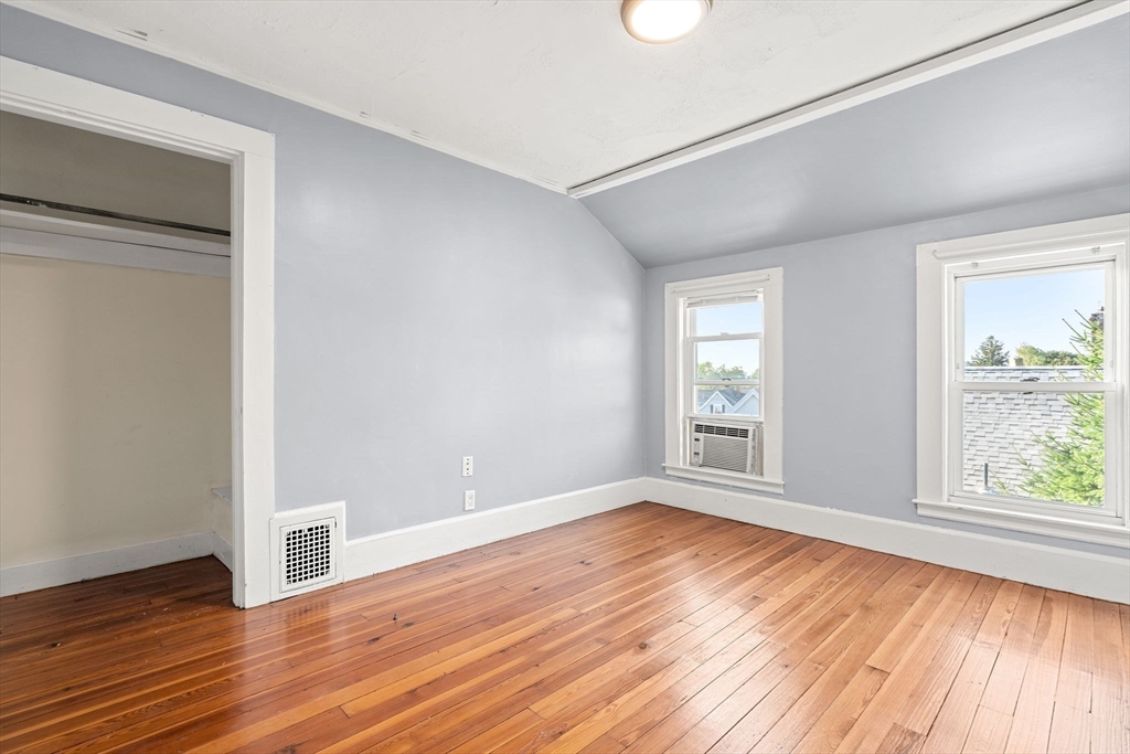 51 Sylvia St # 2