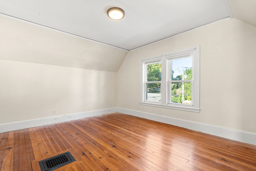 51 Sylvia St # 2