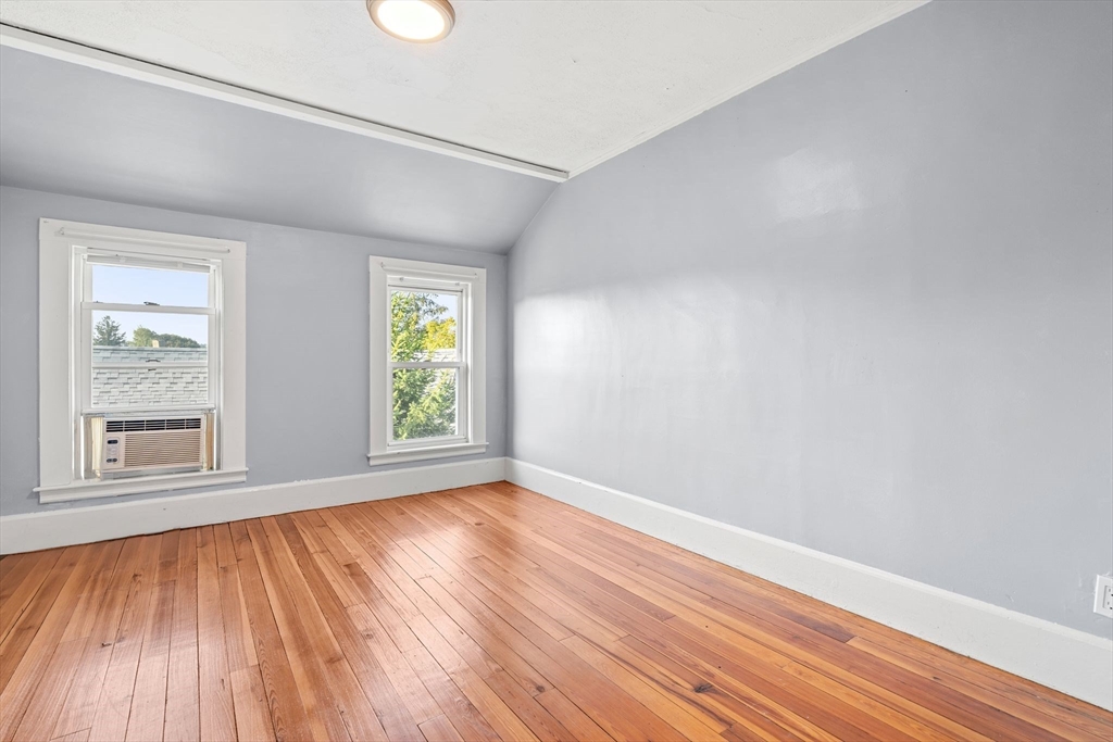 51 Sylvia St # 2