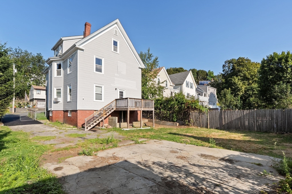 51 Sylvia St # 2