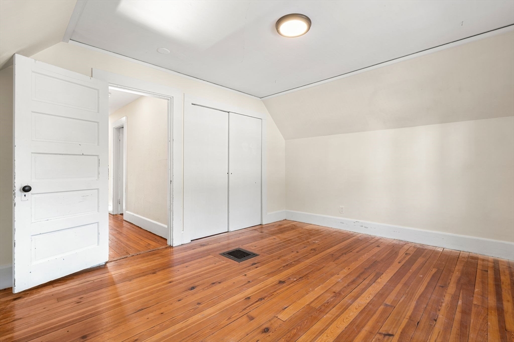 51 Sylvia St # 2