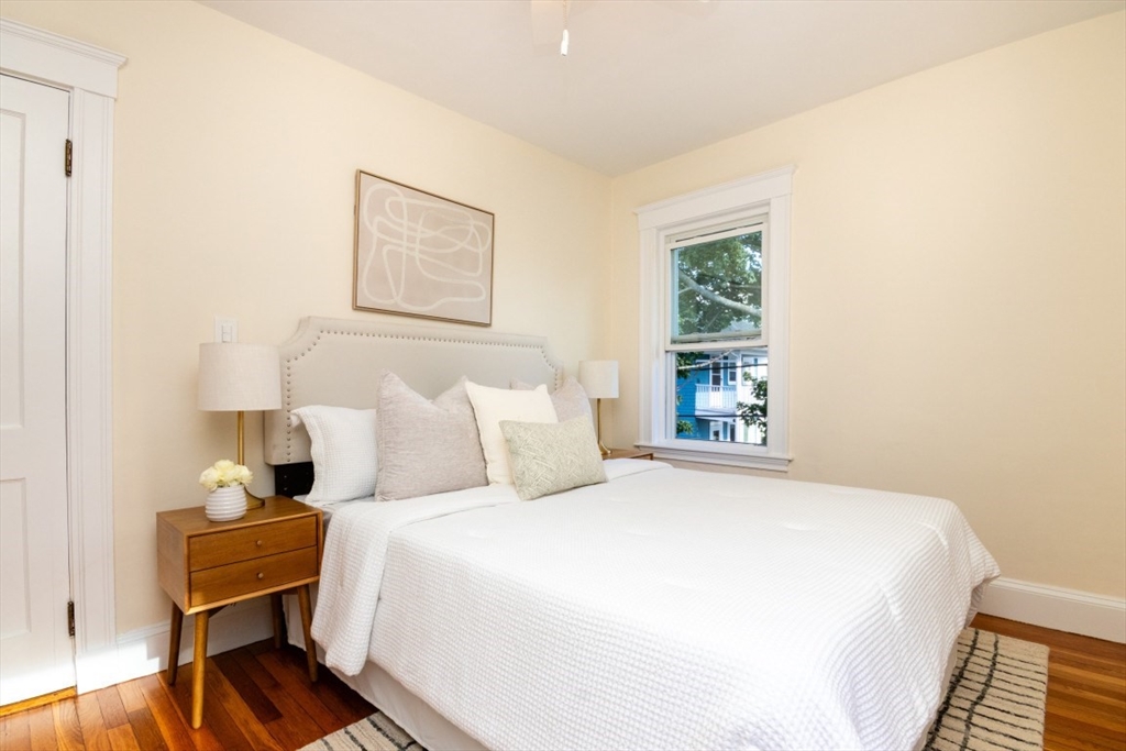 33 Pierce Ave, Boston