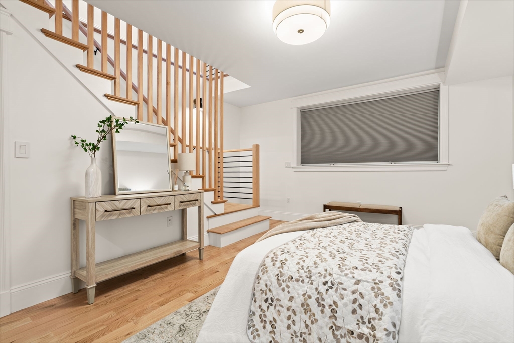 53 Thomas Park # B