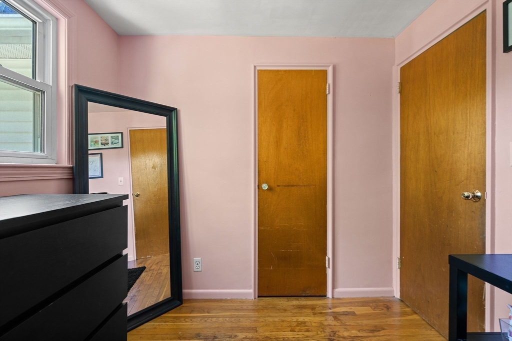 7 Anna Rd