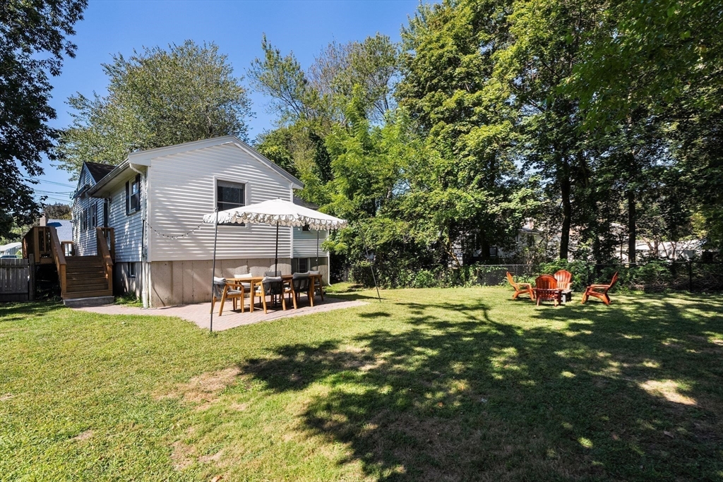 7 Anna Rd