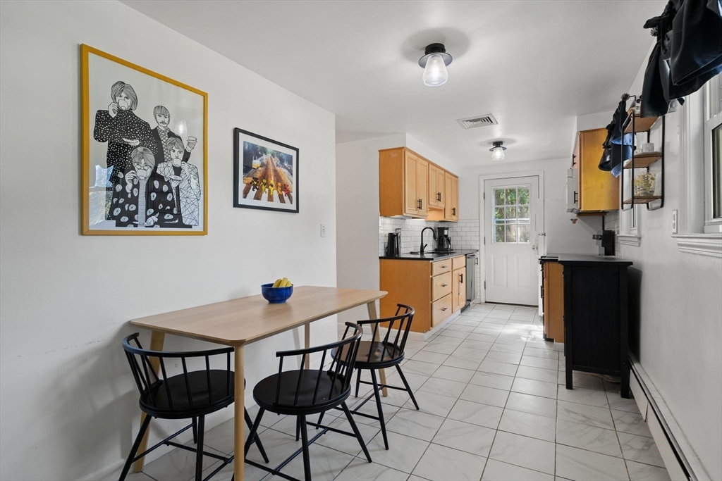 7 Anna Rd