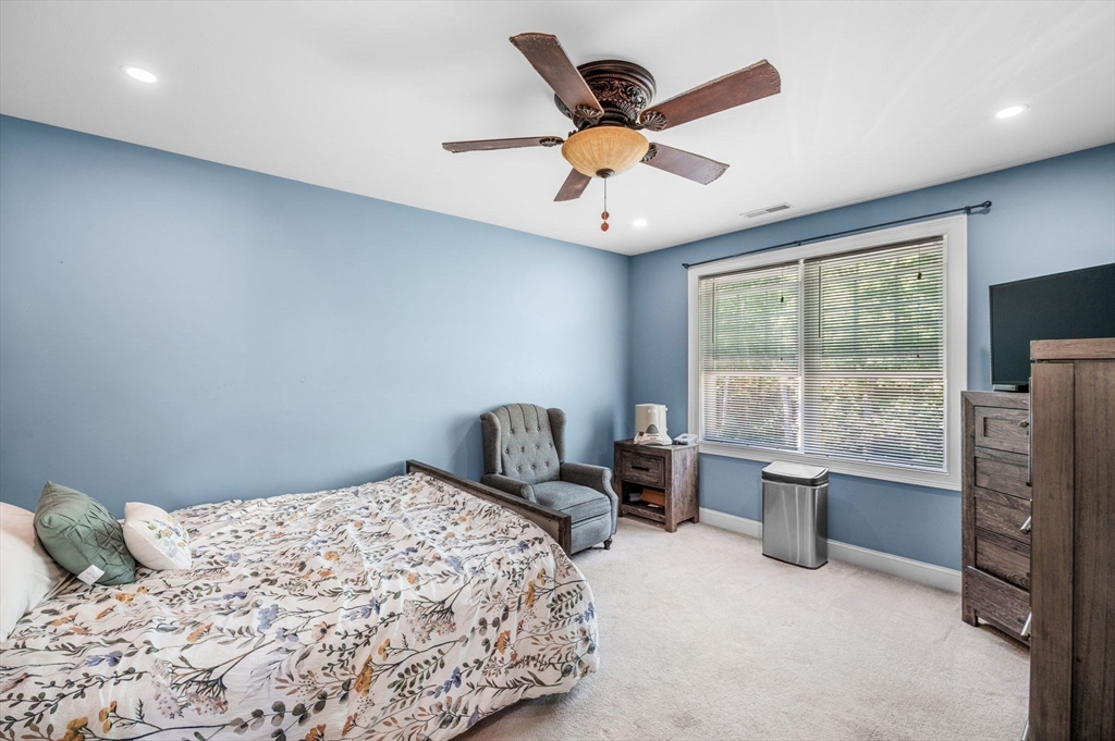 104 Clement Rd