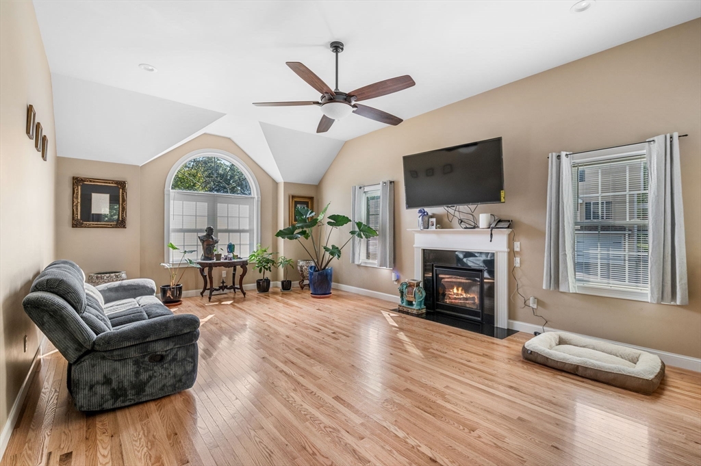 104 Clement Rd