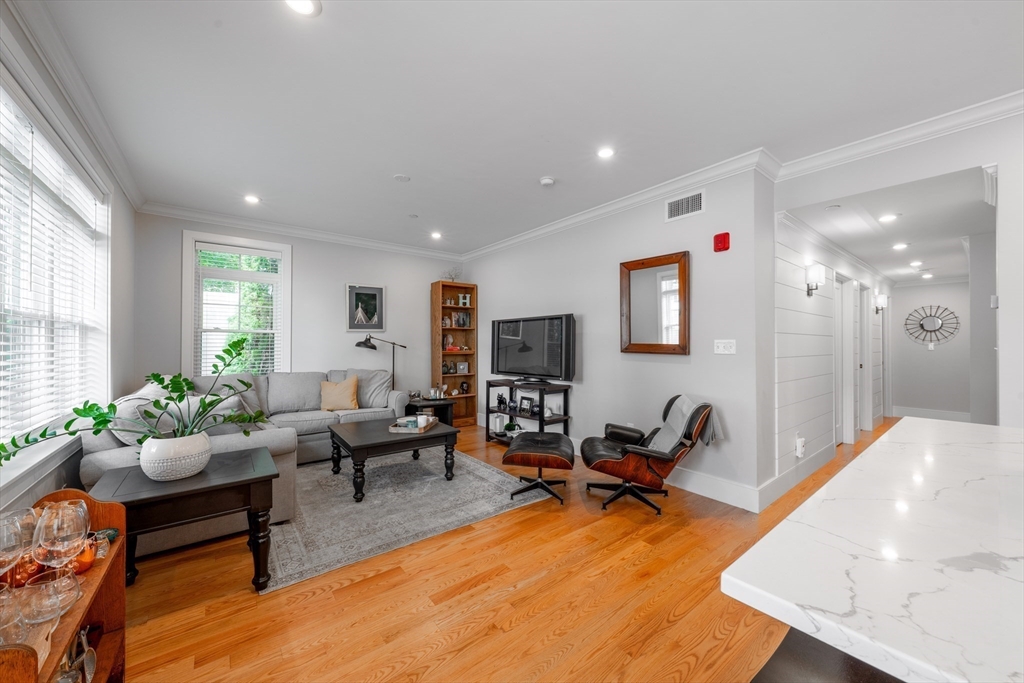 315 College Farm Rd # 1
