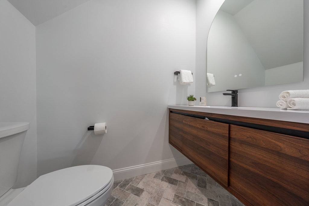 108 Florence Street # 1