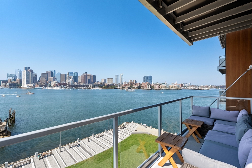 45 Lewis Street # 409
