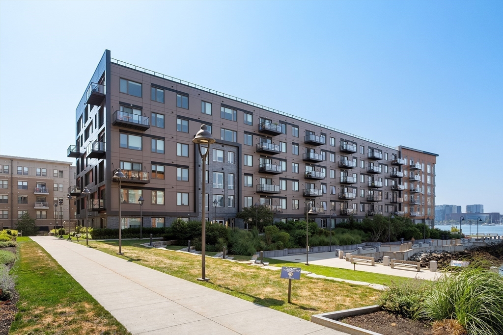 45 Lewis Street # 409